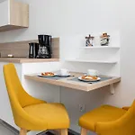 Sunny In Bel Mare By Renters Apartament