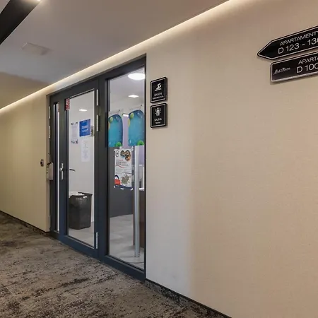 Sunny In Bel Mare By Renters * 米兹多洛杰