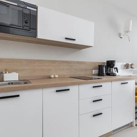 Sunny In Bel Mare By Renters *