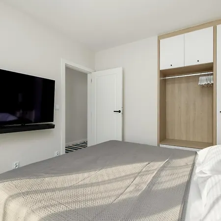 Sunny In Bel Mare By Renters מידזיזדרויה