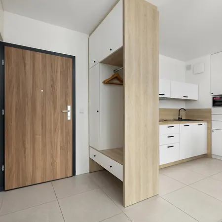 Sunny In Bel Mare By Renters 公寓 米兹多洛杰