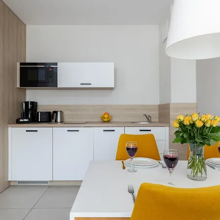 Sunny In Bel Mare By Renters דירה *