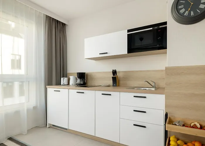 Sunny In Bel Mare By Renters *