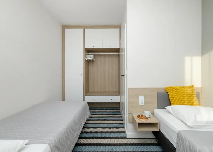 Sunny In Bel Mare By Renters *